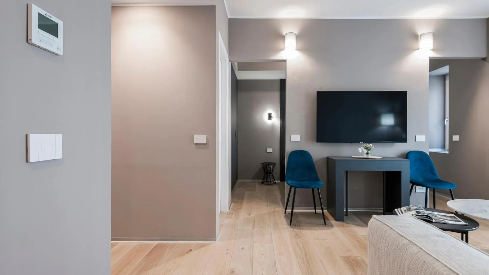 Easylife - Modern Apartment With Garden Milan 0*,  Italy